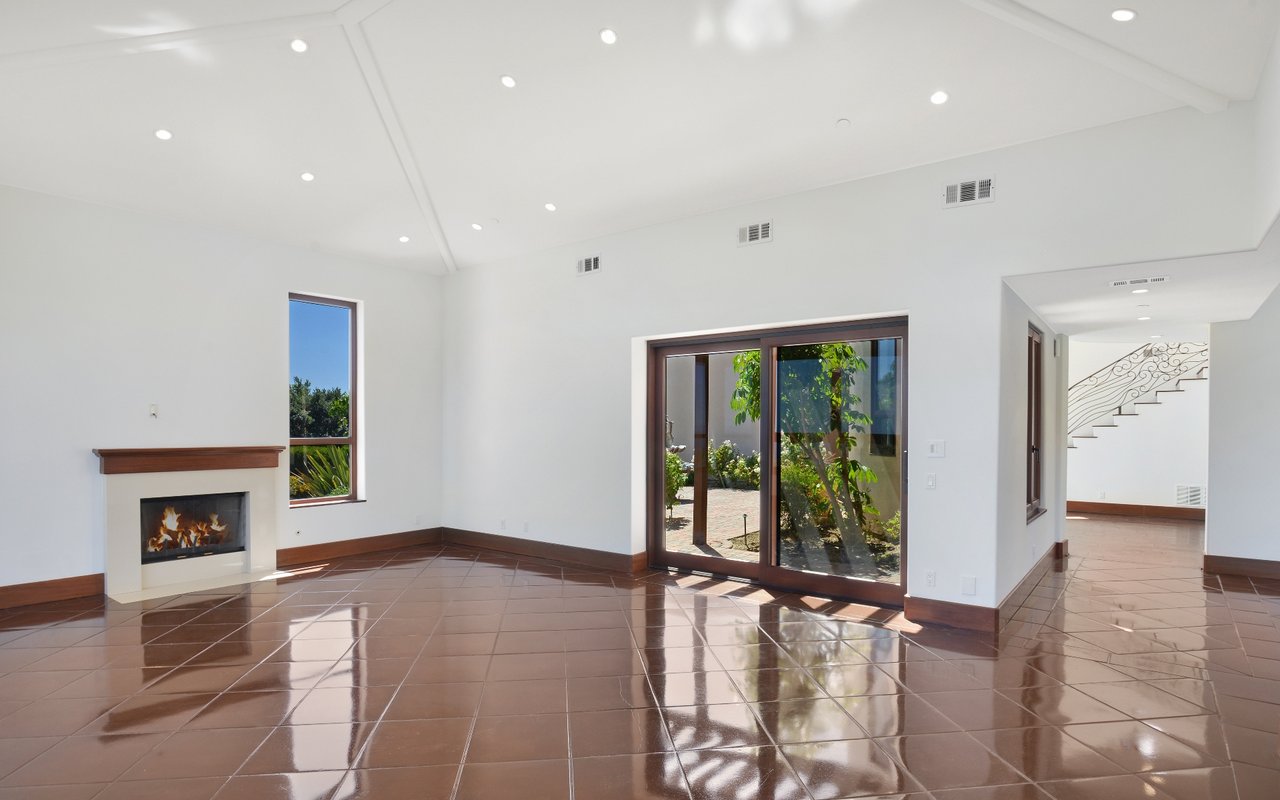 6257 Murphy Way