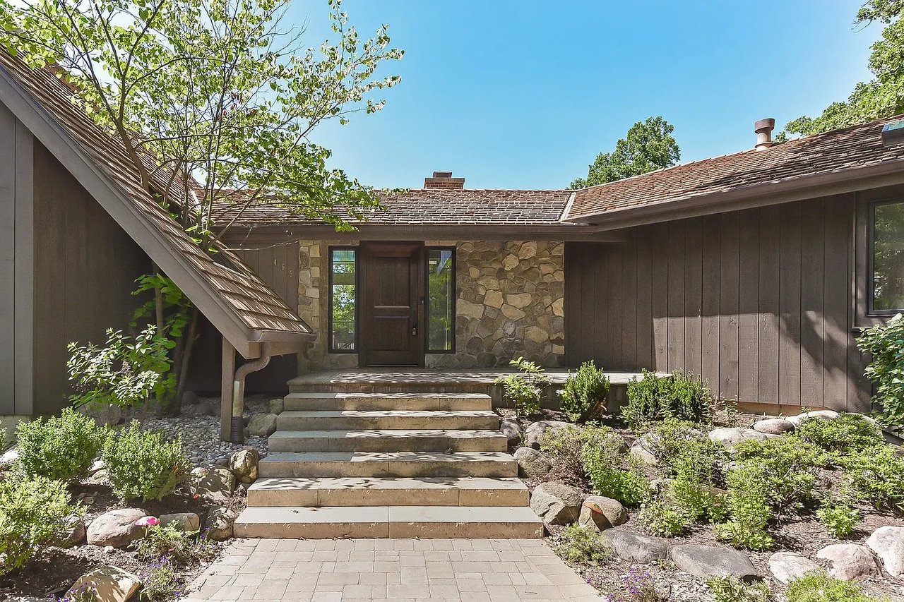 469 Oak Knoll Rd