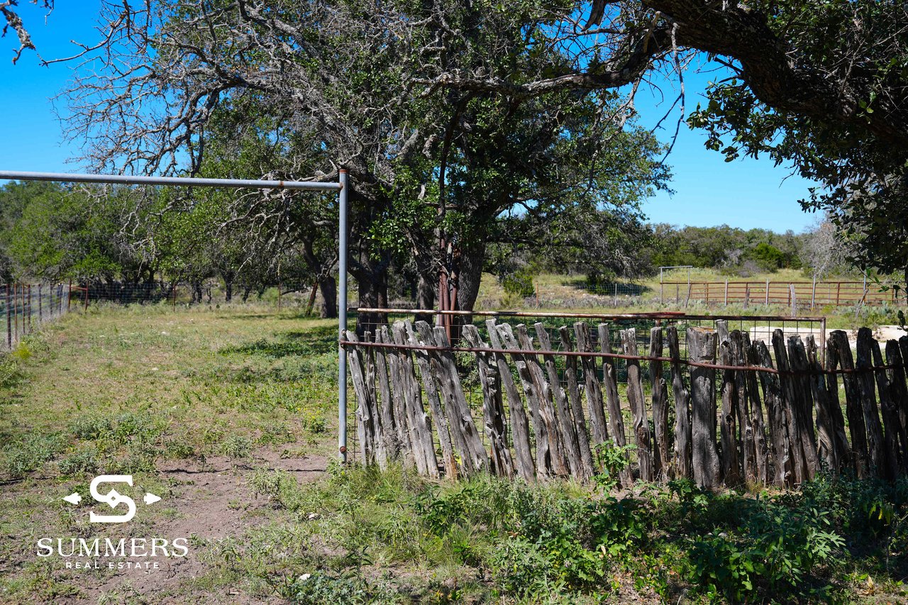 Brady Ranch 