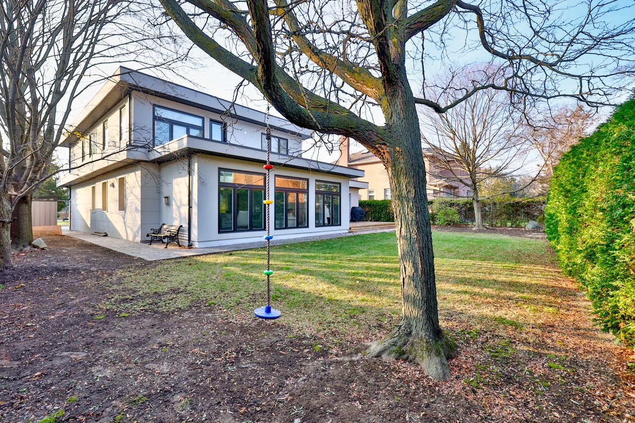 SOLD: Premium Corner Locale