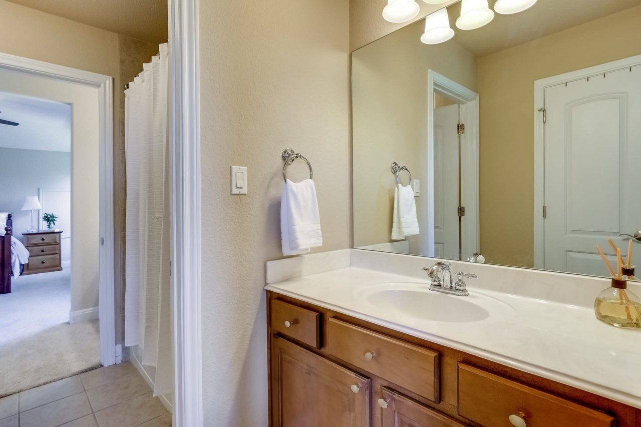 2009 Laurel Ridge Cv