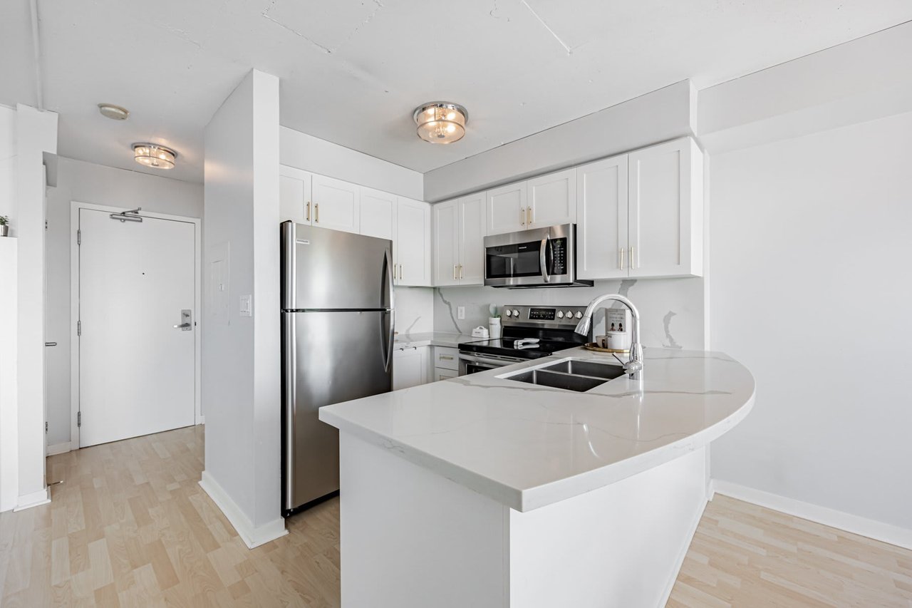 Experience Penthouse Living 