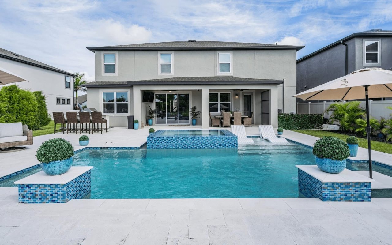 Wesley Chapel Homes / Crystal Lagoon Communities