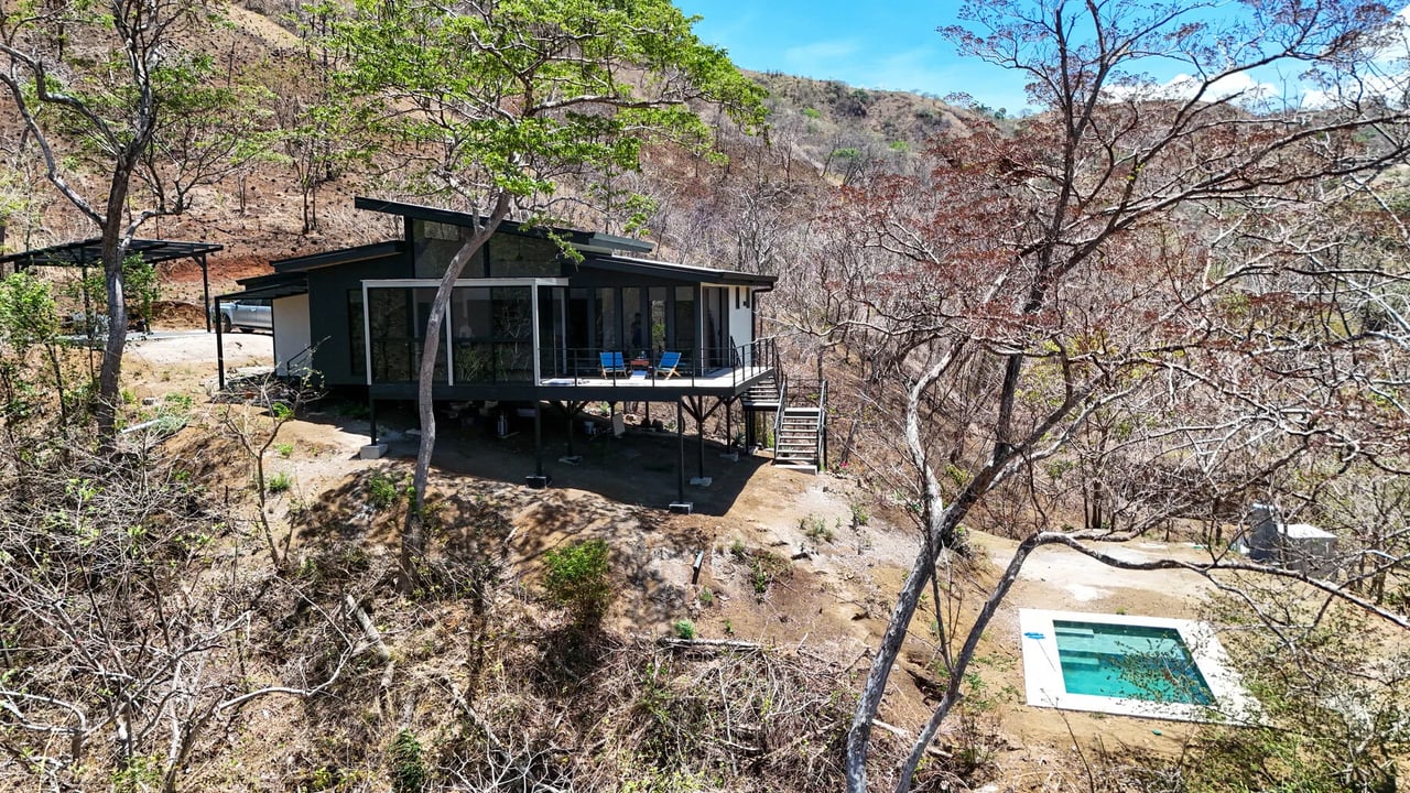 Modern Hilltop Home with Ocean Views, Papagayo, Guanacaste