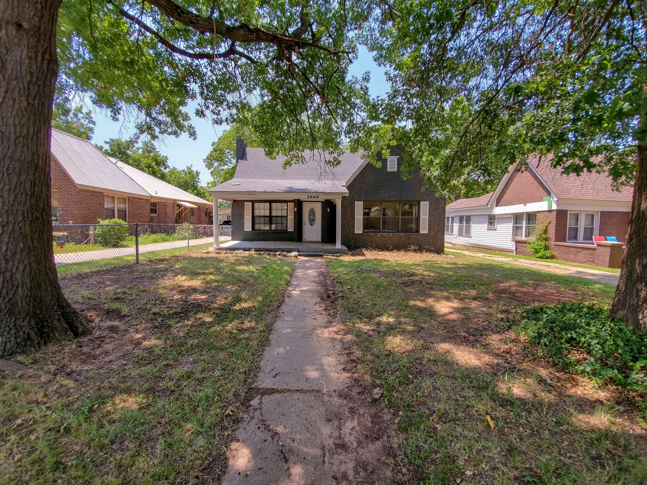 1620 N Market 