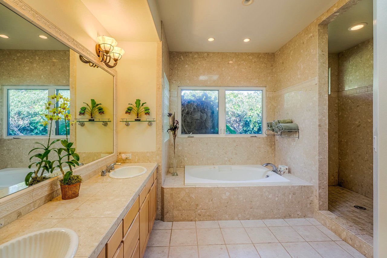 71-1746 Puu Lani Dr