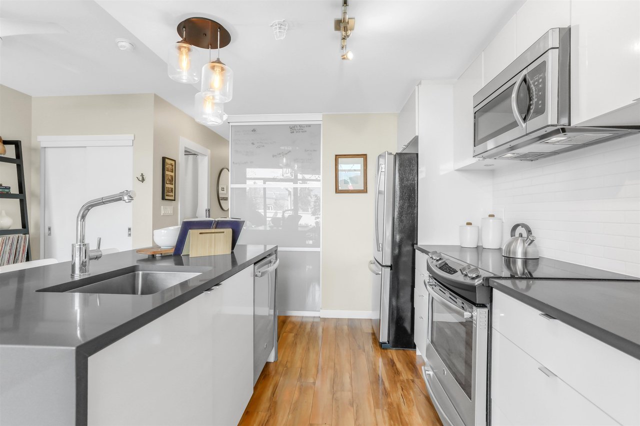 220-289 E 6th Ave