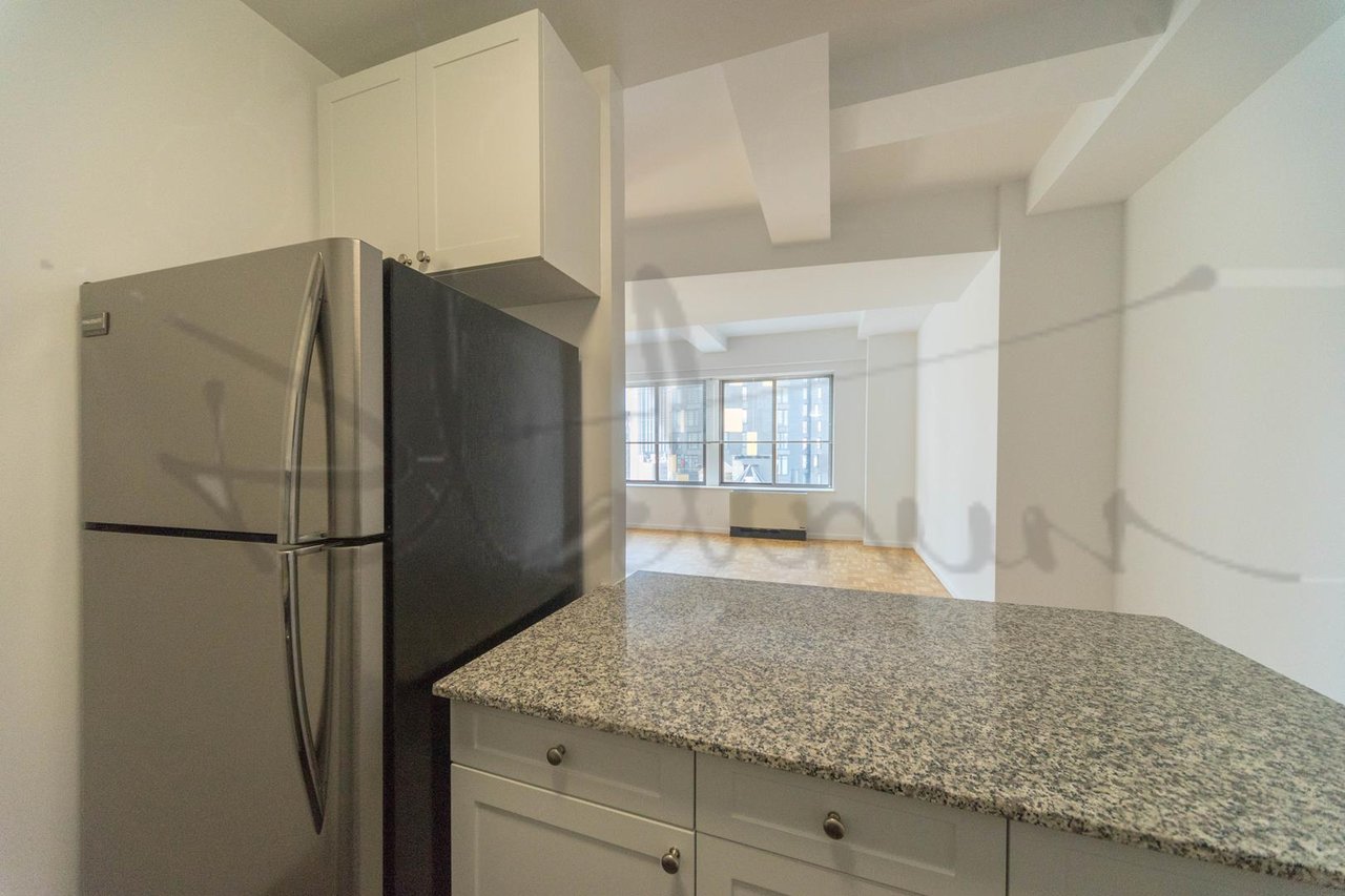 45 Wall Street, Apt 906