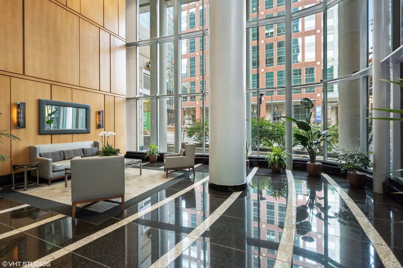 345 N LaSalle Building Lobby