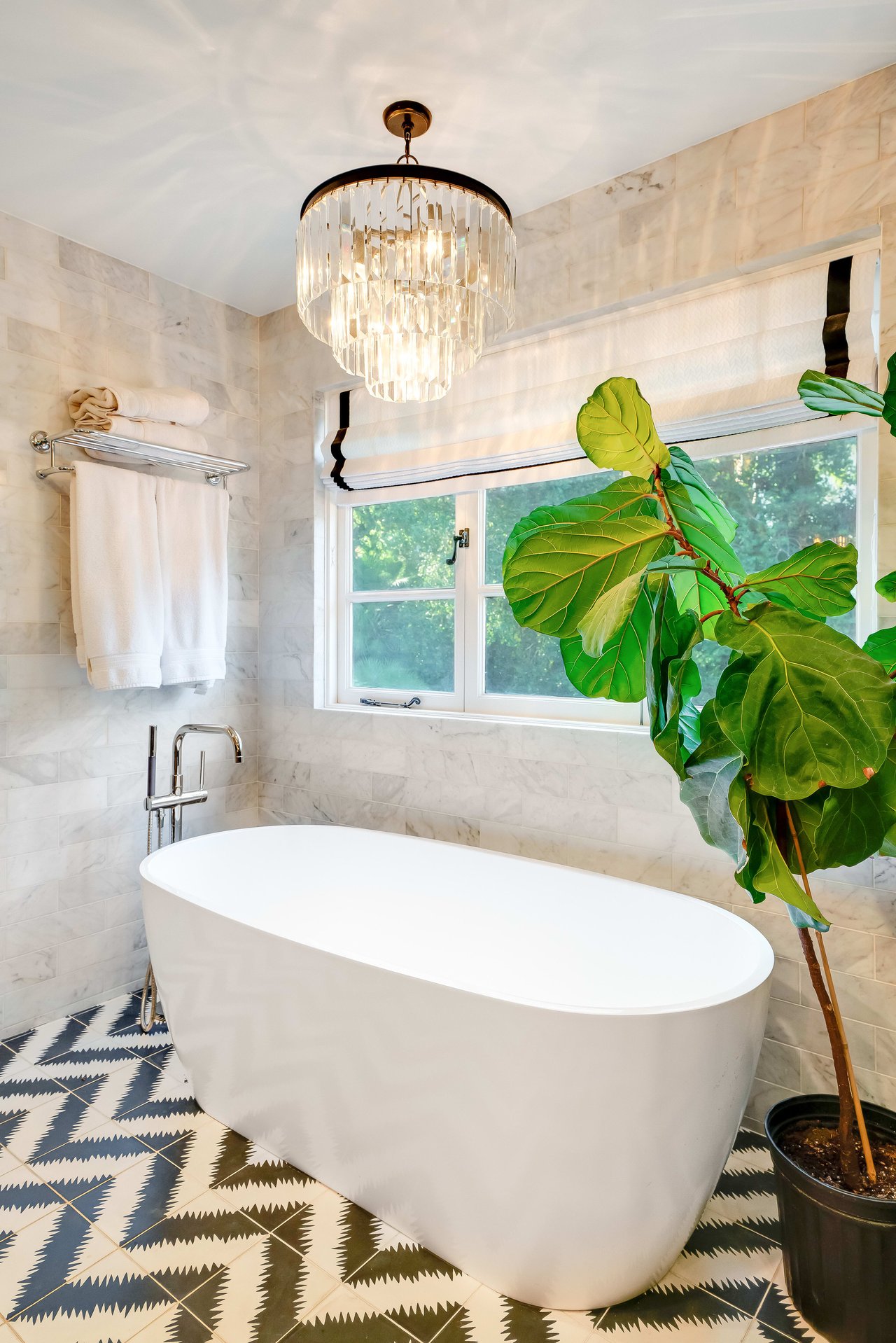 Luxury Lease in Studio City's Fryman Canyon