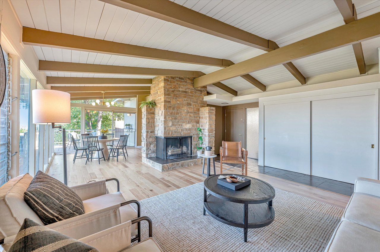 58 Sunny Oaks Dr.