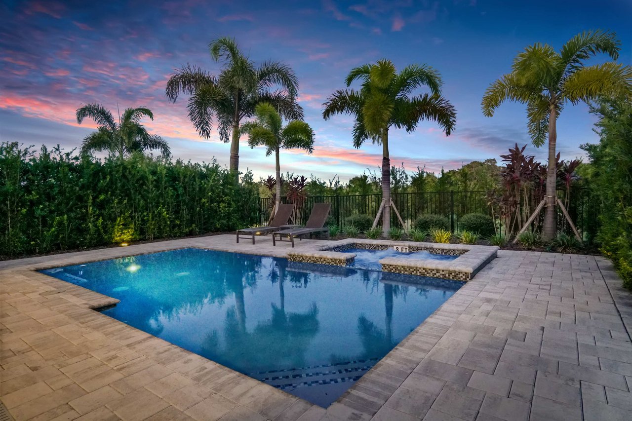 1117 CASTLE PINES CT