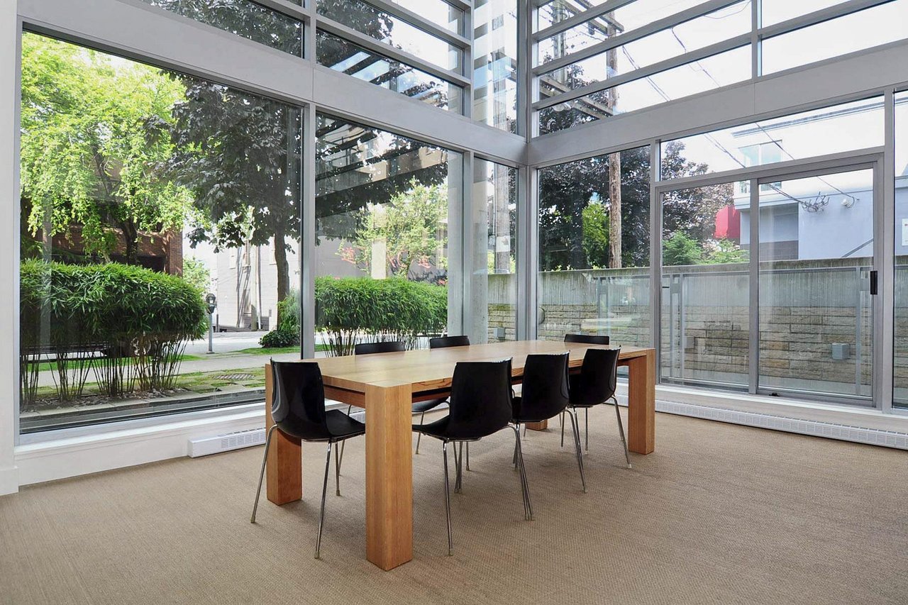 503-1530 W 8th Ave