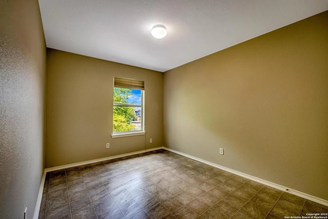 4129 St Charles Bay