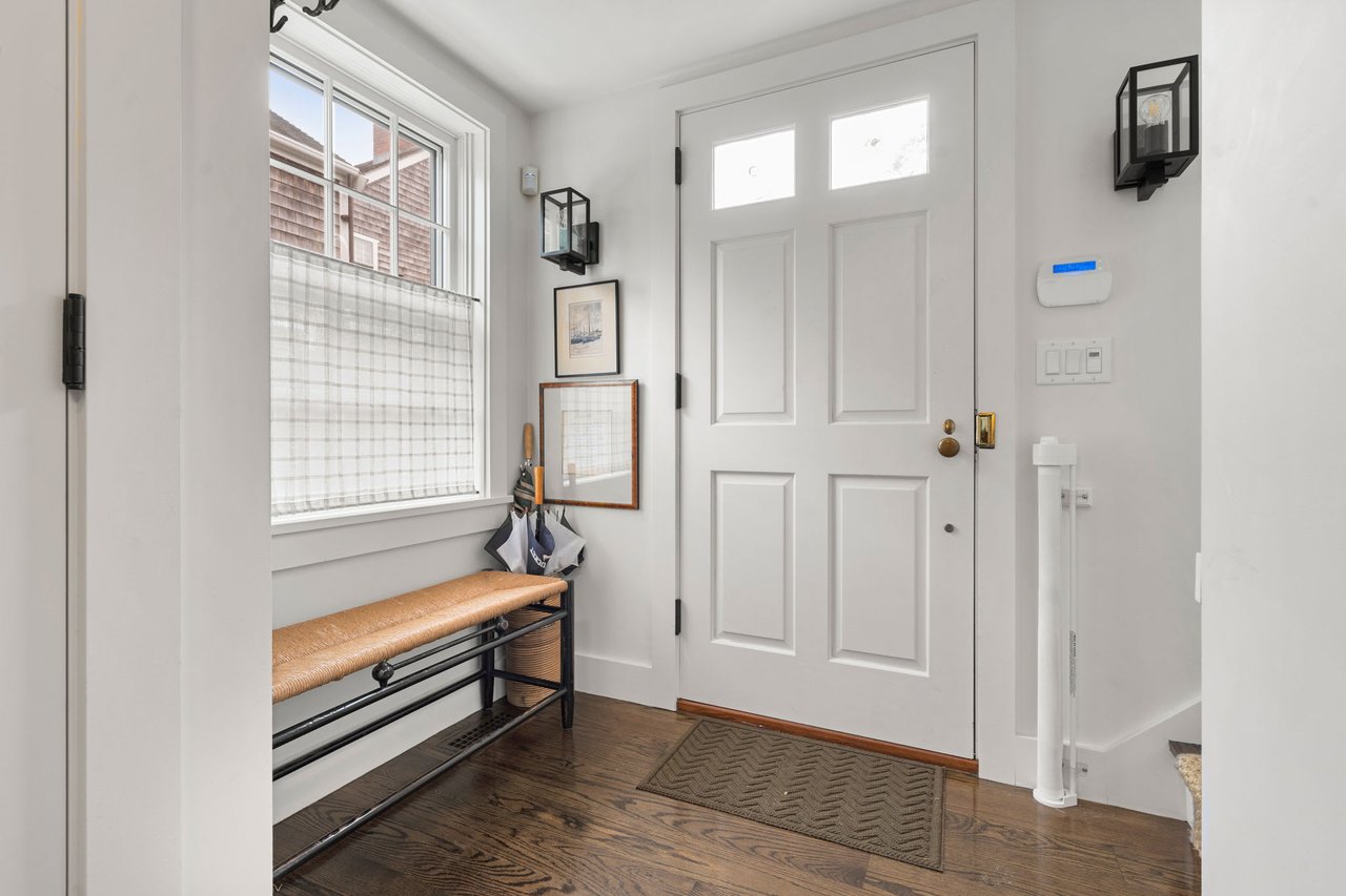 7 Judith Chase Ln - Guest House