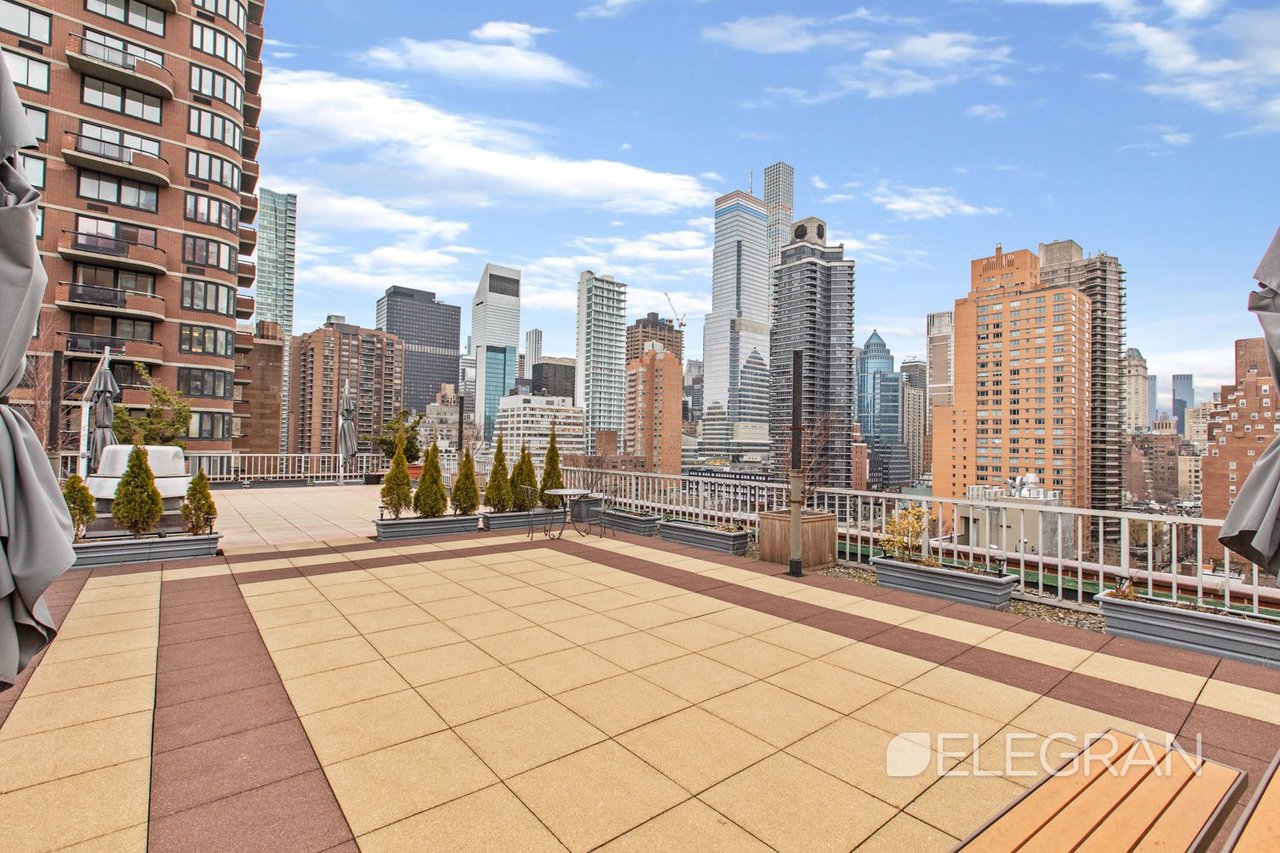 301 East 62nd Street