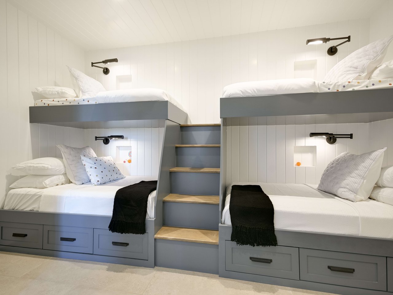 Alluring Amarra Masterpiece