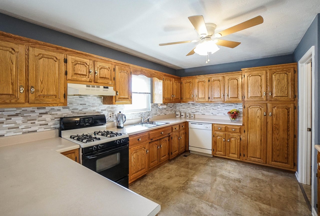 1526 Cavalier Dr