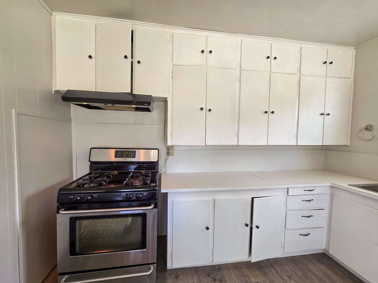 635 W Franklin St