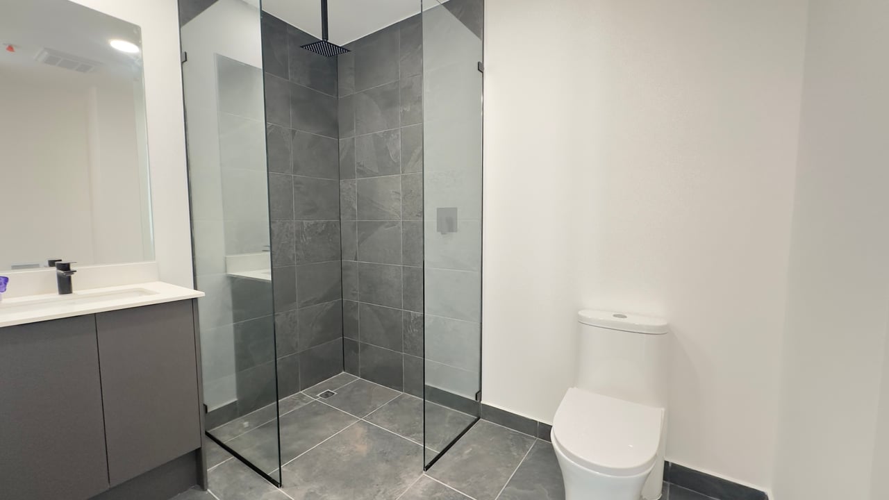 High Floor City View Condo, San Jose