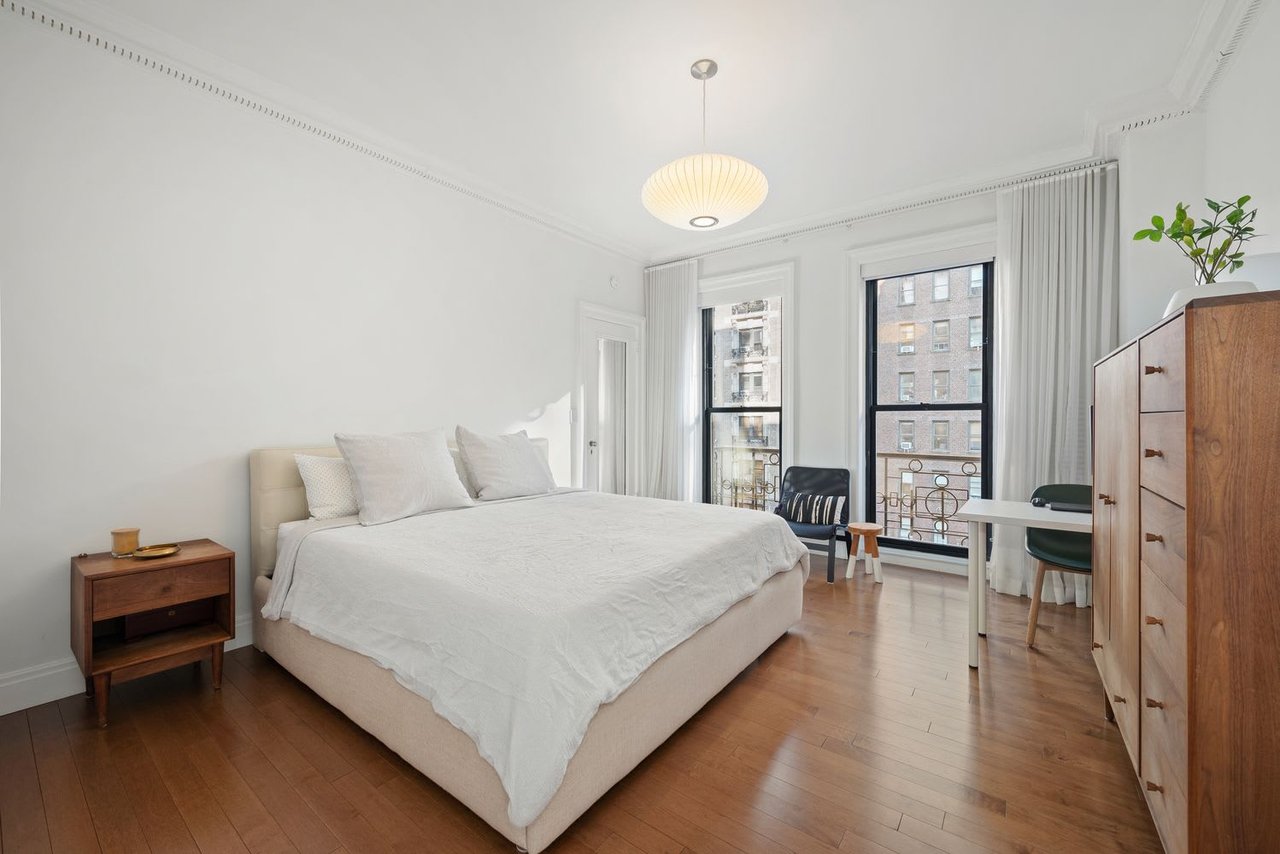 150 W 79th St #6A