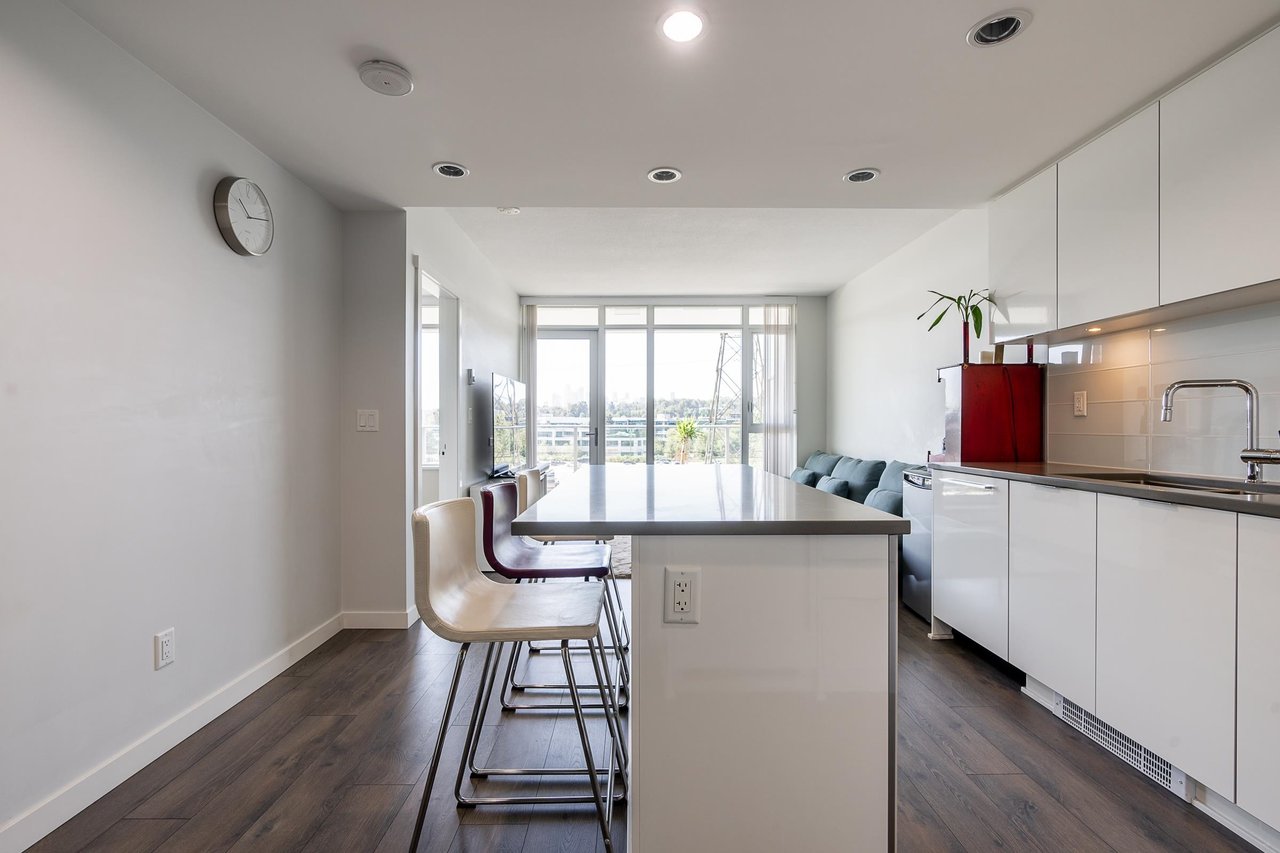 403-2388 Madison Ave