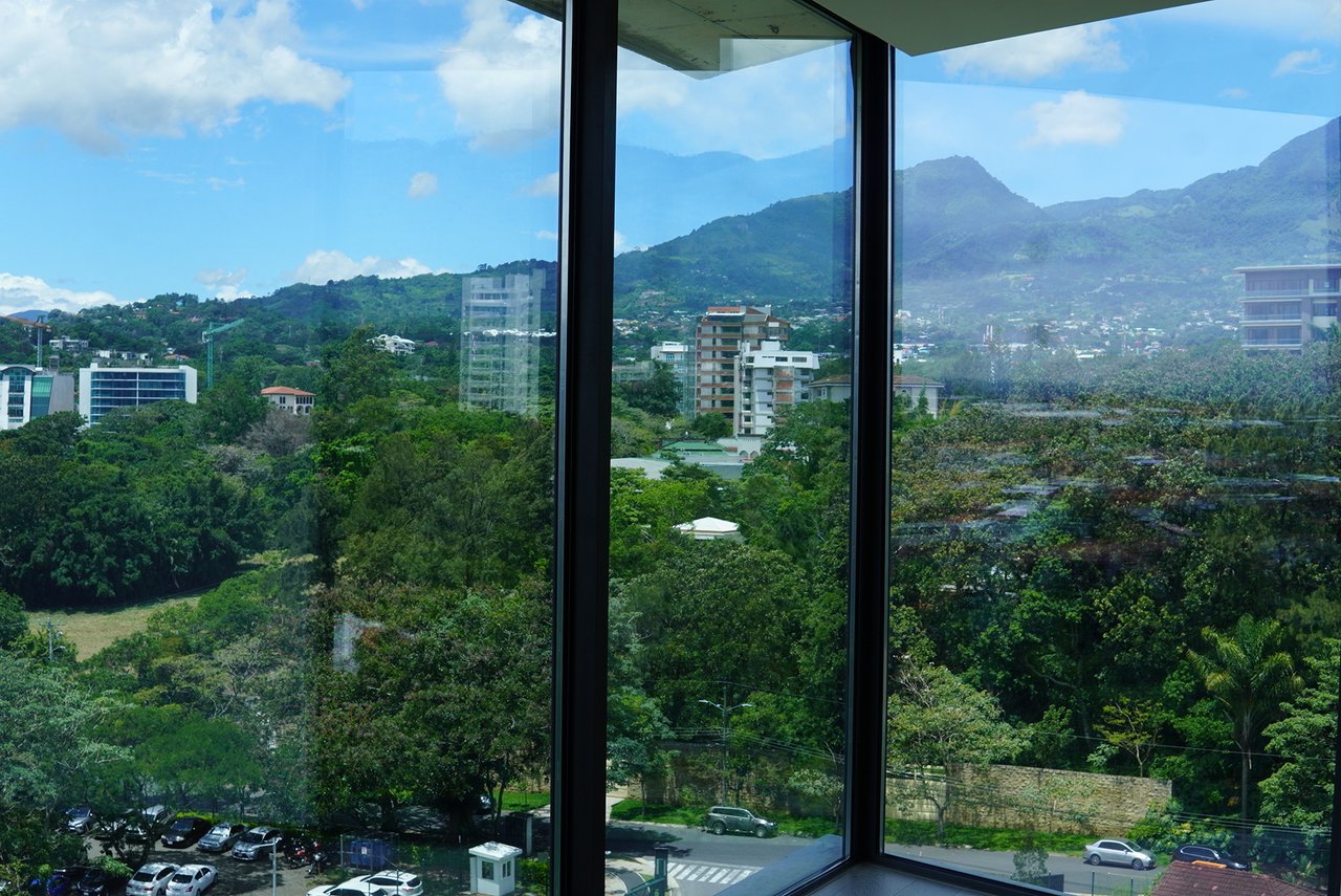 Panoramic View Luxury Penthouse, Escazu, San Jose