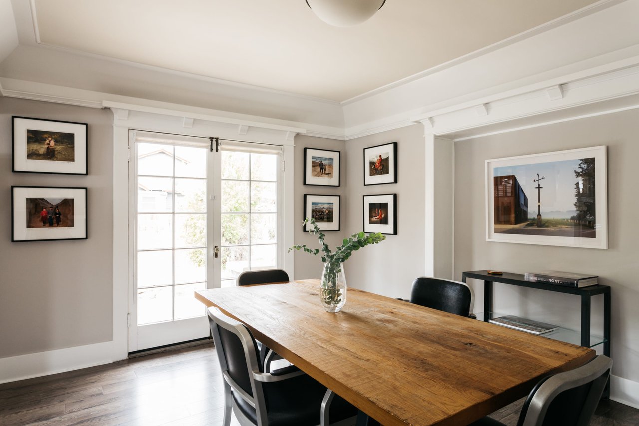 A Beautifully Preserved Craftsman in Glendale 