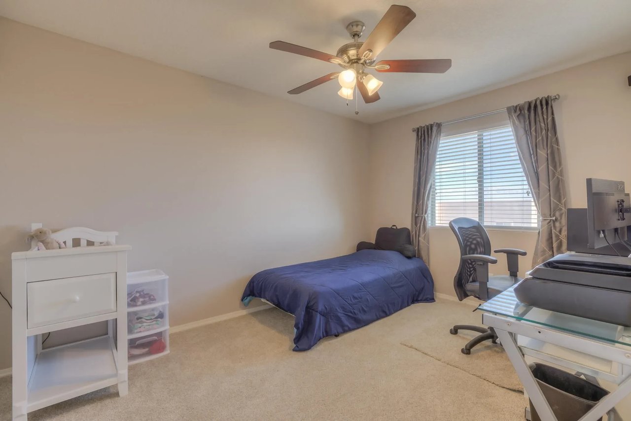 5008 Sala De Tomas Dr NW