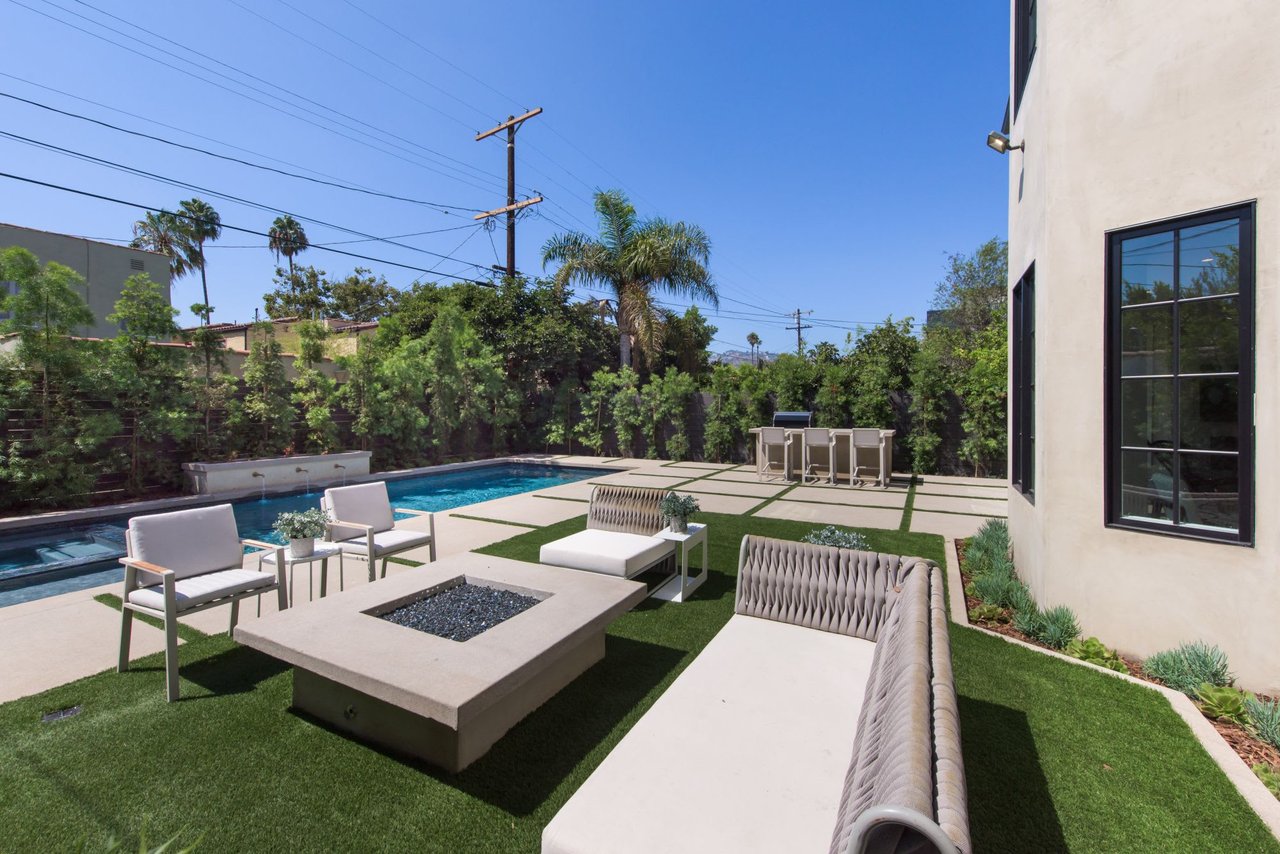 2626 Orchard Ave