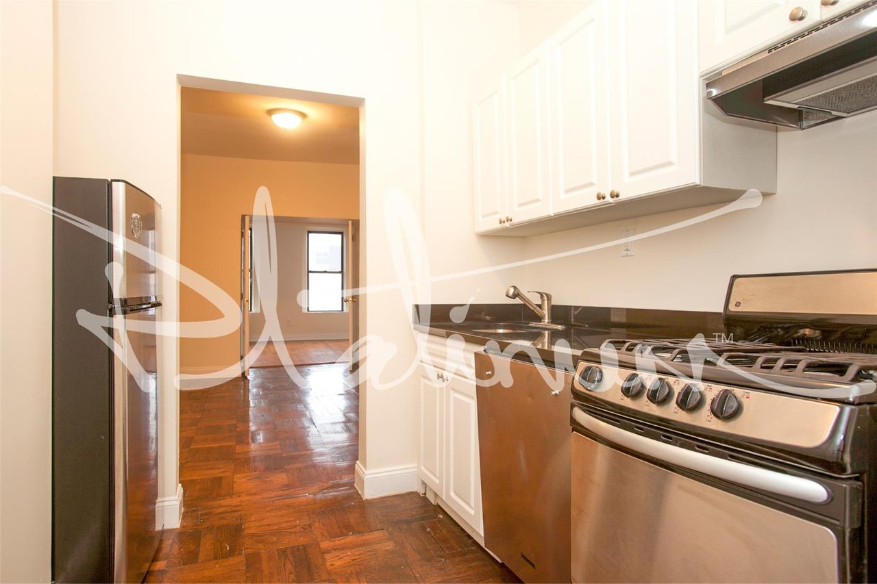 715 East 5th Street, Apt 3-B