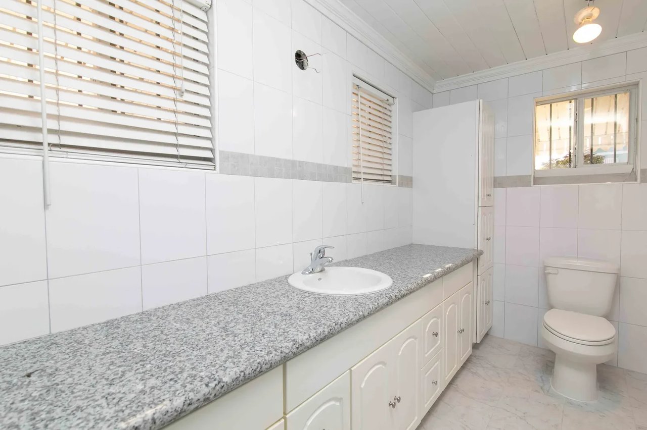 41 Retirement Rd, Shirley St