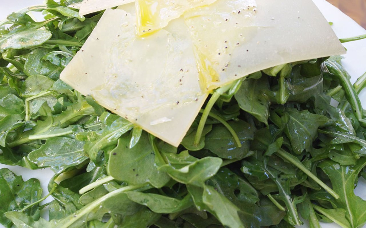 Simple Lemony Arugula Salad