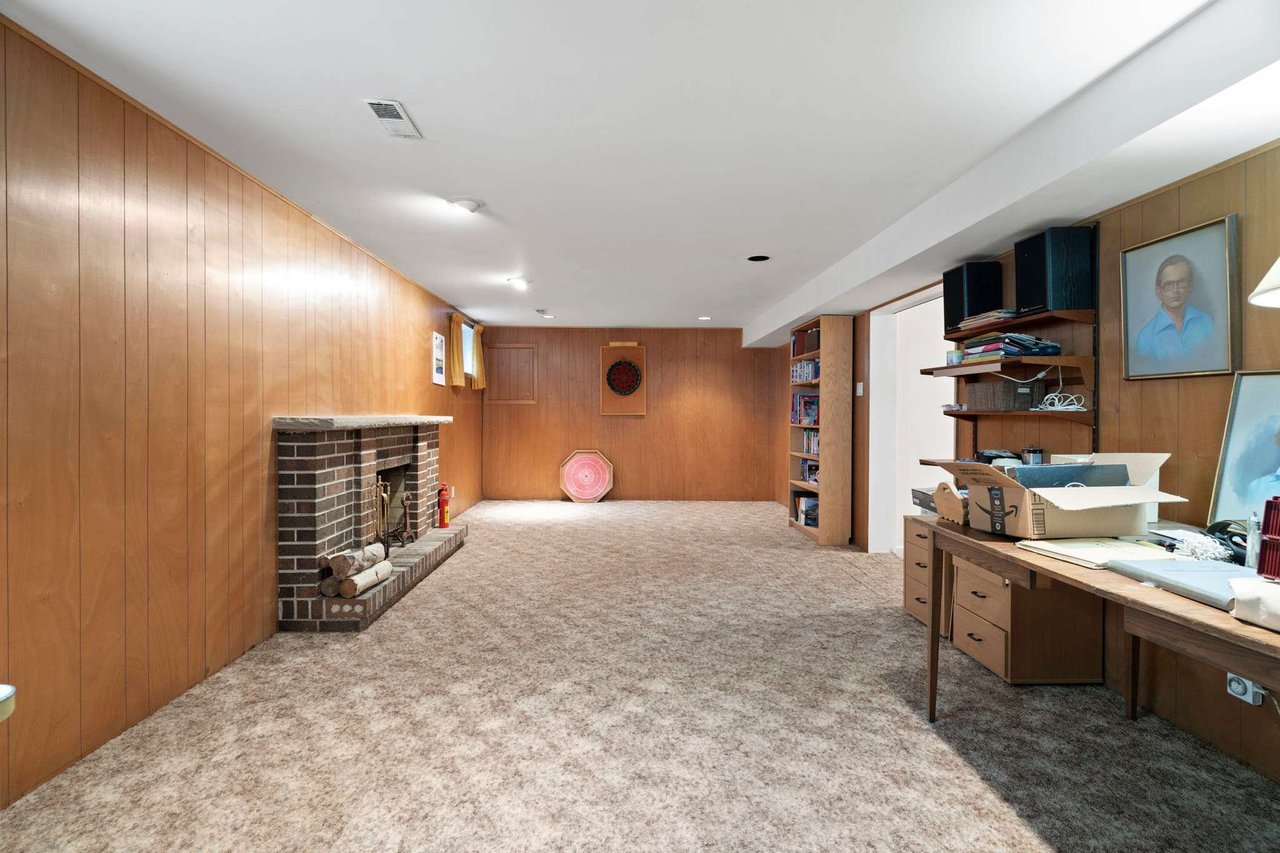 SOLD: Most Sought After St. Andrews Enclave