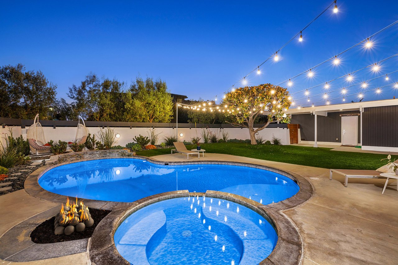 1600 Galaxy Drive