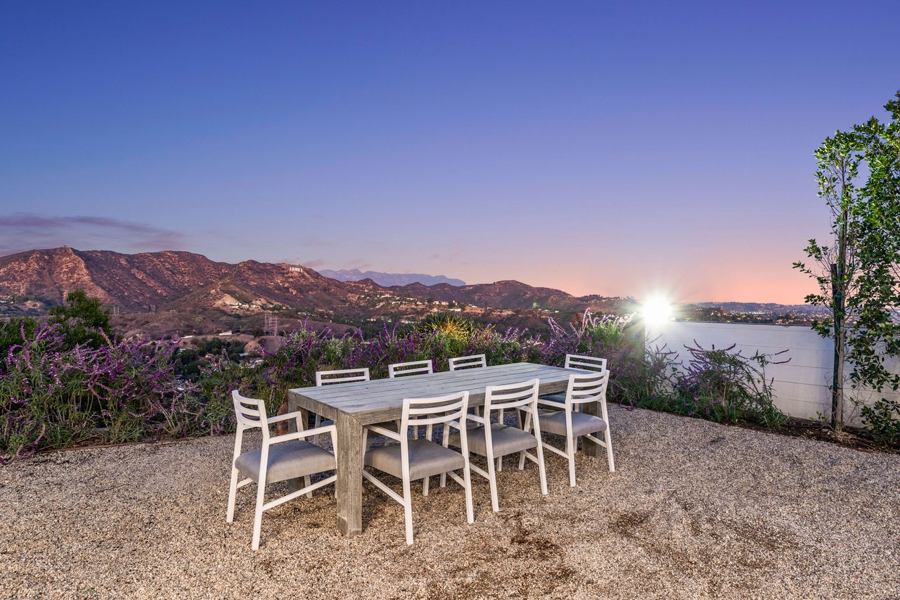 The Apex HH | 7115 Macapa Drive