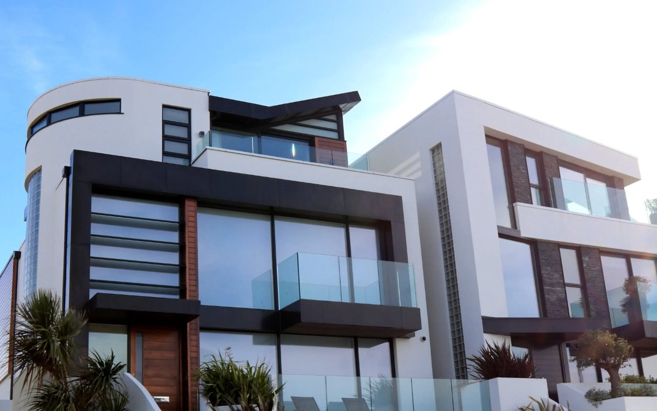 Tips and Strategies on How To Buy Luxury Properties