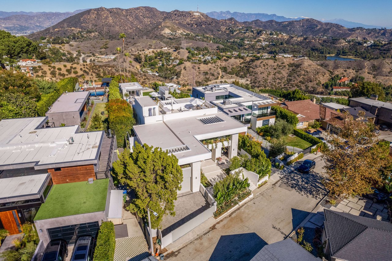 The Apex HH | 7115 Macapa Drive