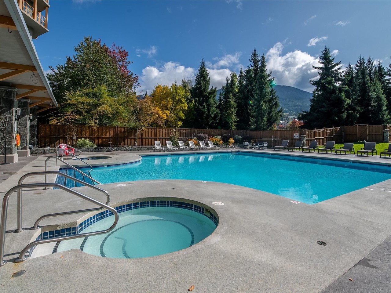 411-4315 Northlands Blvd