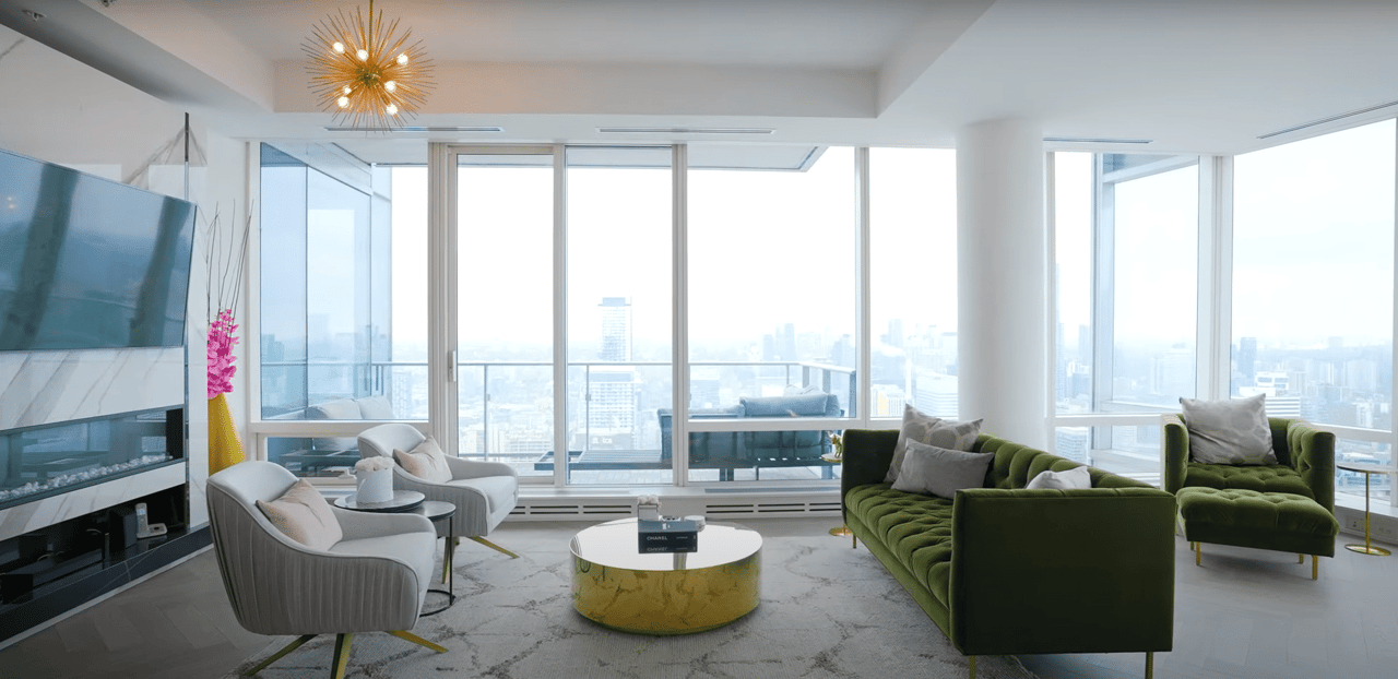 Shangri-La Toronto | 180 Univeristy Ave, Suite 5804 - Exclusive Listing