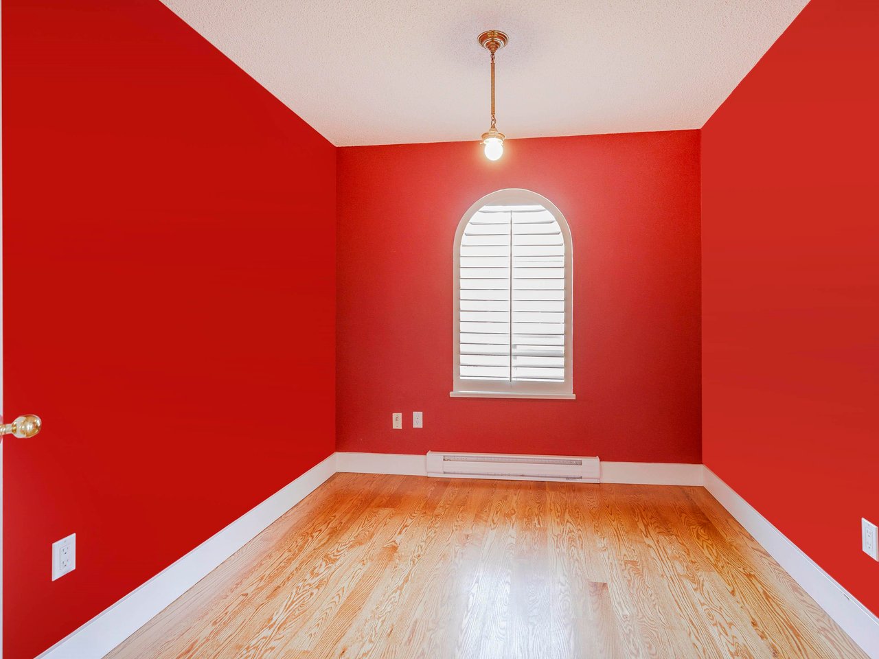 303-1100 W 7th Ave