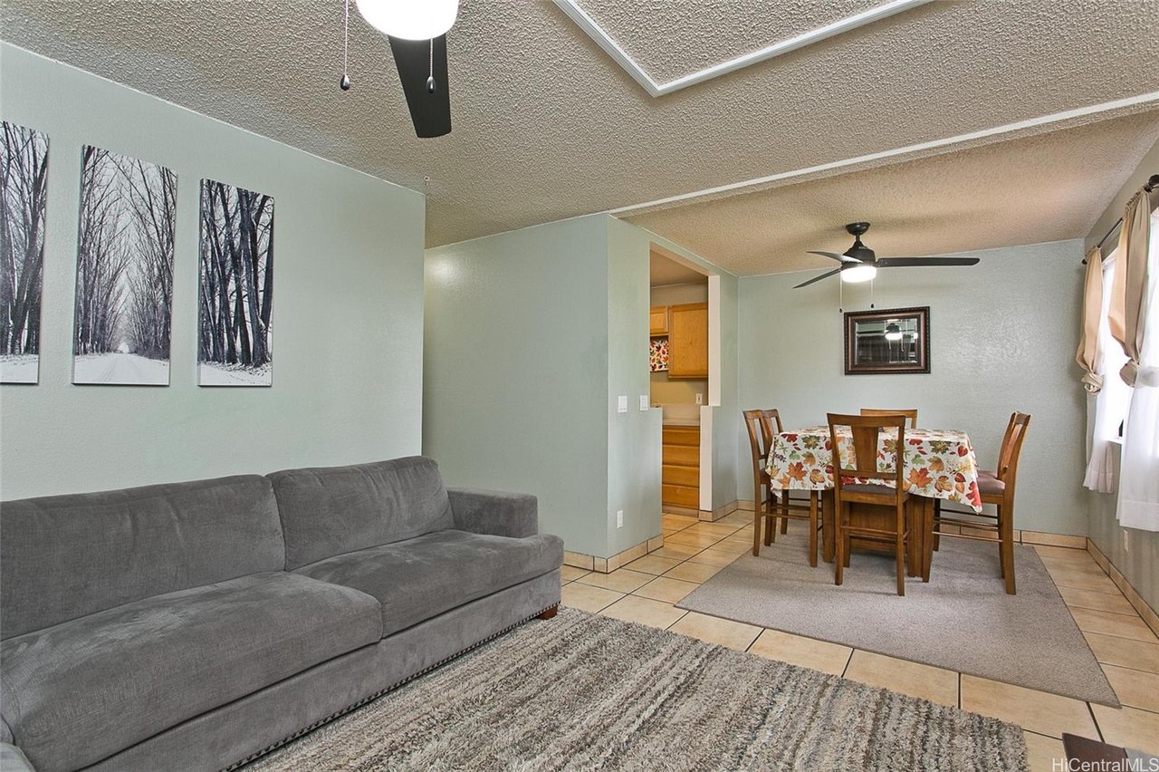 2069 California Ave #10C