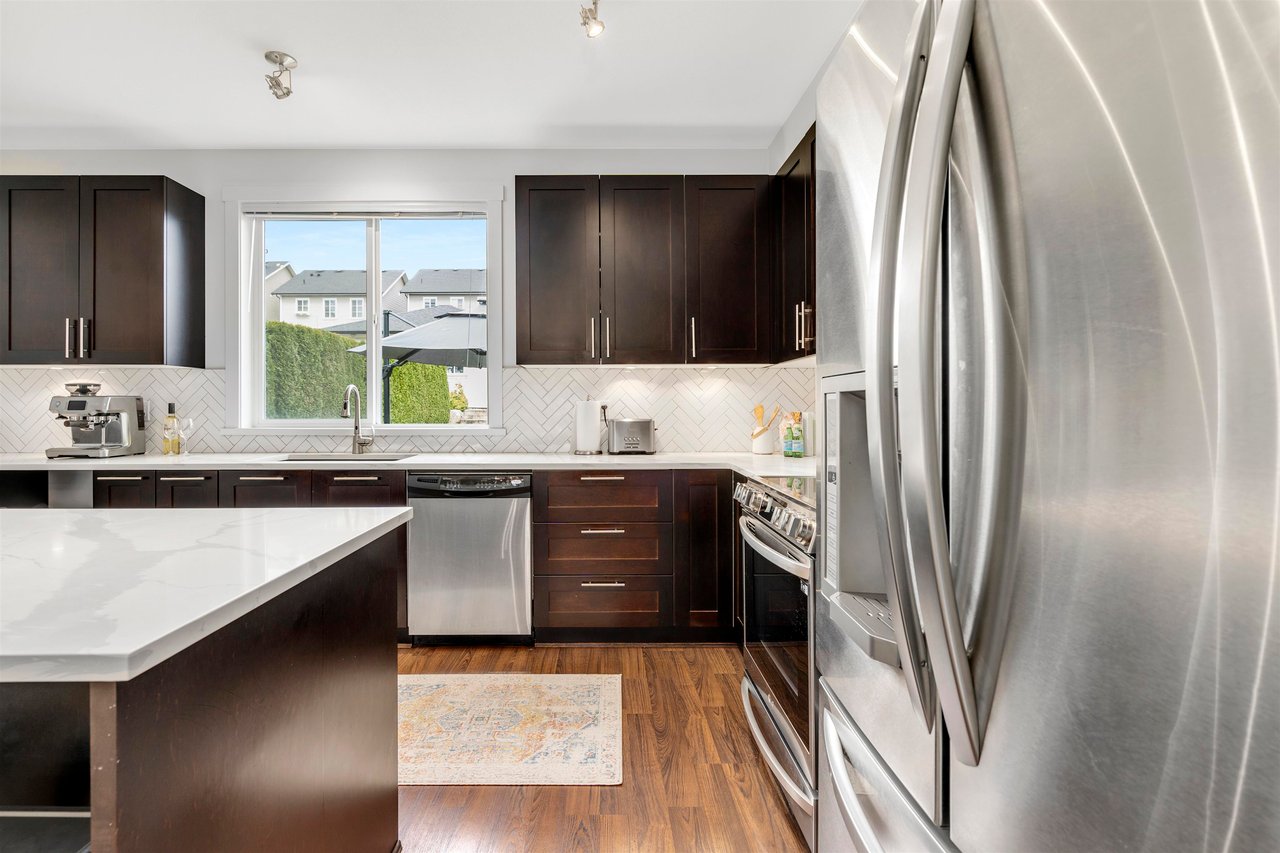 11-3445 Wilkie Ave