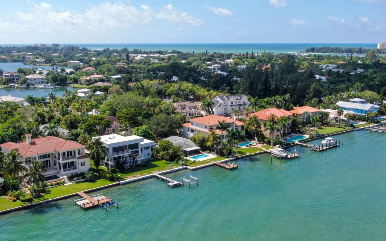 The Best Sarasota Waterfront Homes for the 55+ Community