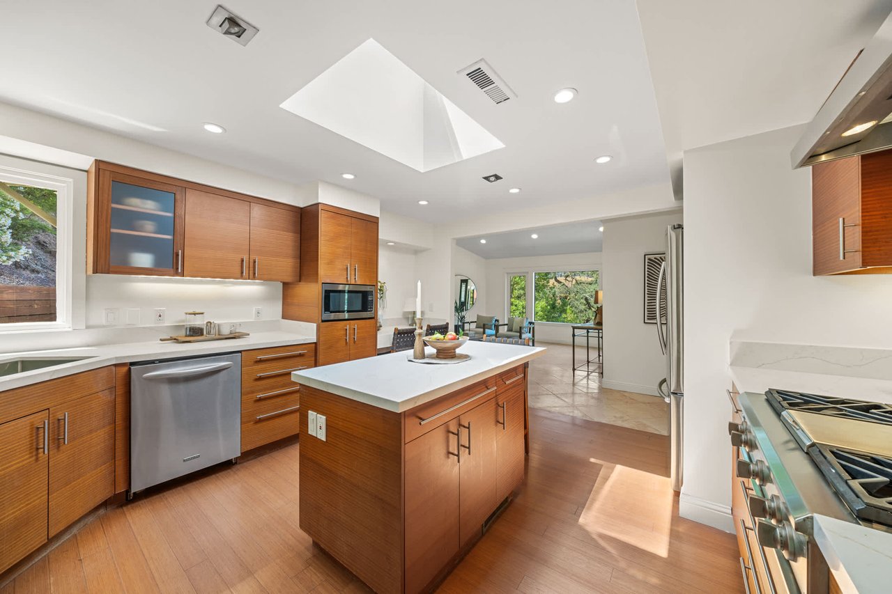 Gated Retreat in Los Ranchitos