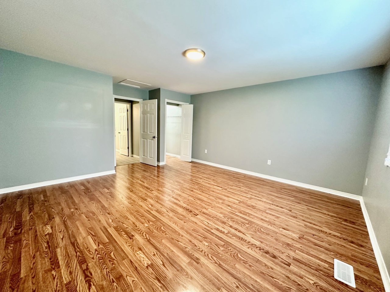254 Elgin St