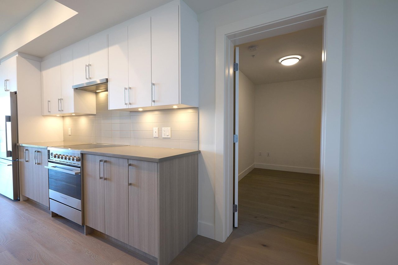 201-3405 Mamquam Rd