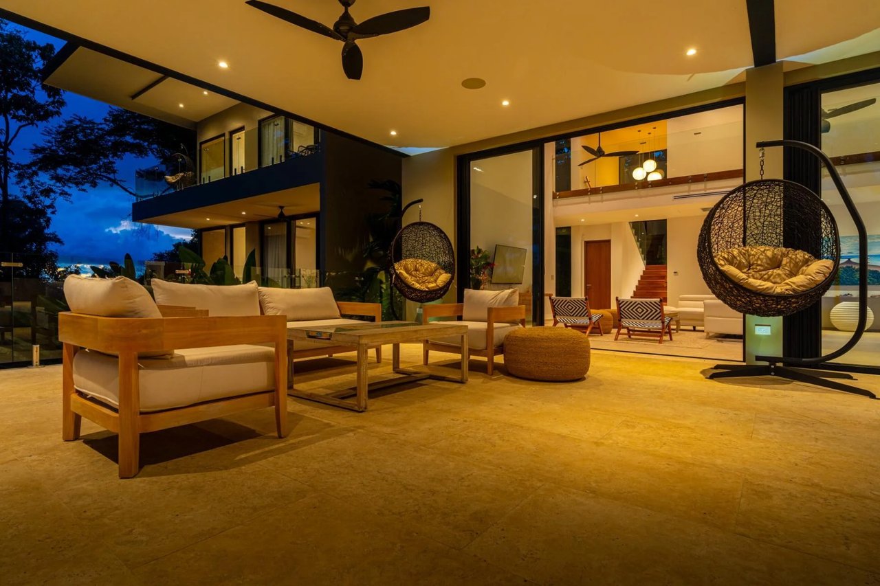 Whale Tail View Ridgetop Home, Uvita, Puntarenas
