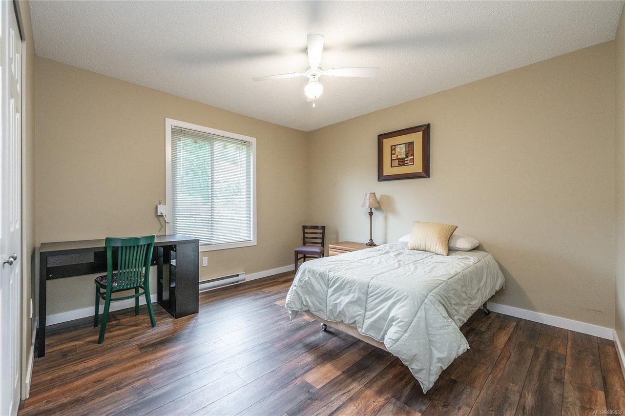 852 Ankathem Pl