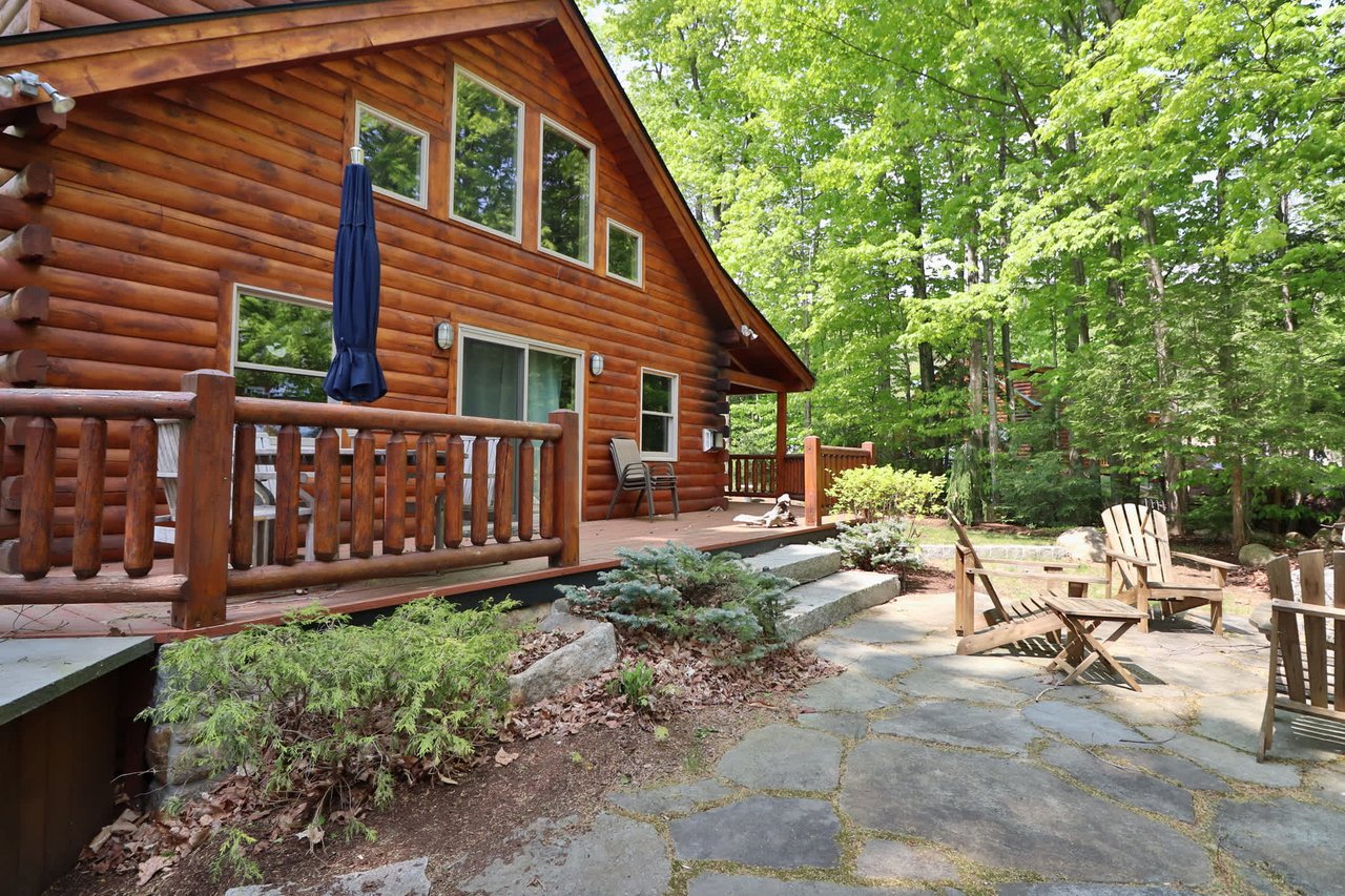 Single family log home ski season rental